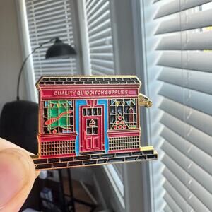 Harry Potter Quality Quidditch Supplies Enamel Pins 217-6